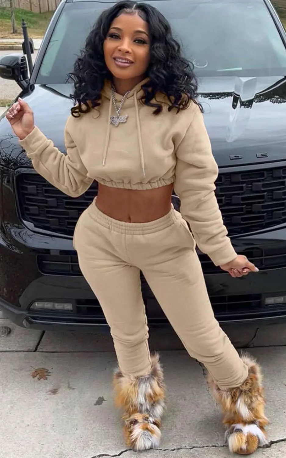 Akmipoem Sweatsuits for Women Set 2 Piece Tracksuits Outfits Casual Long Sleeve Crop Hoodie Jogger Pants Matching Sets