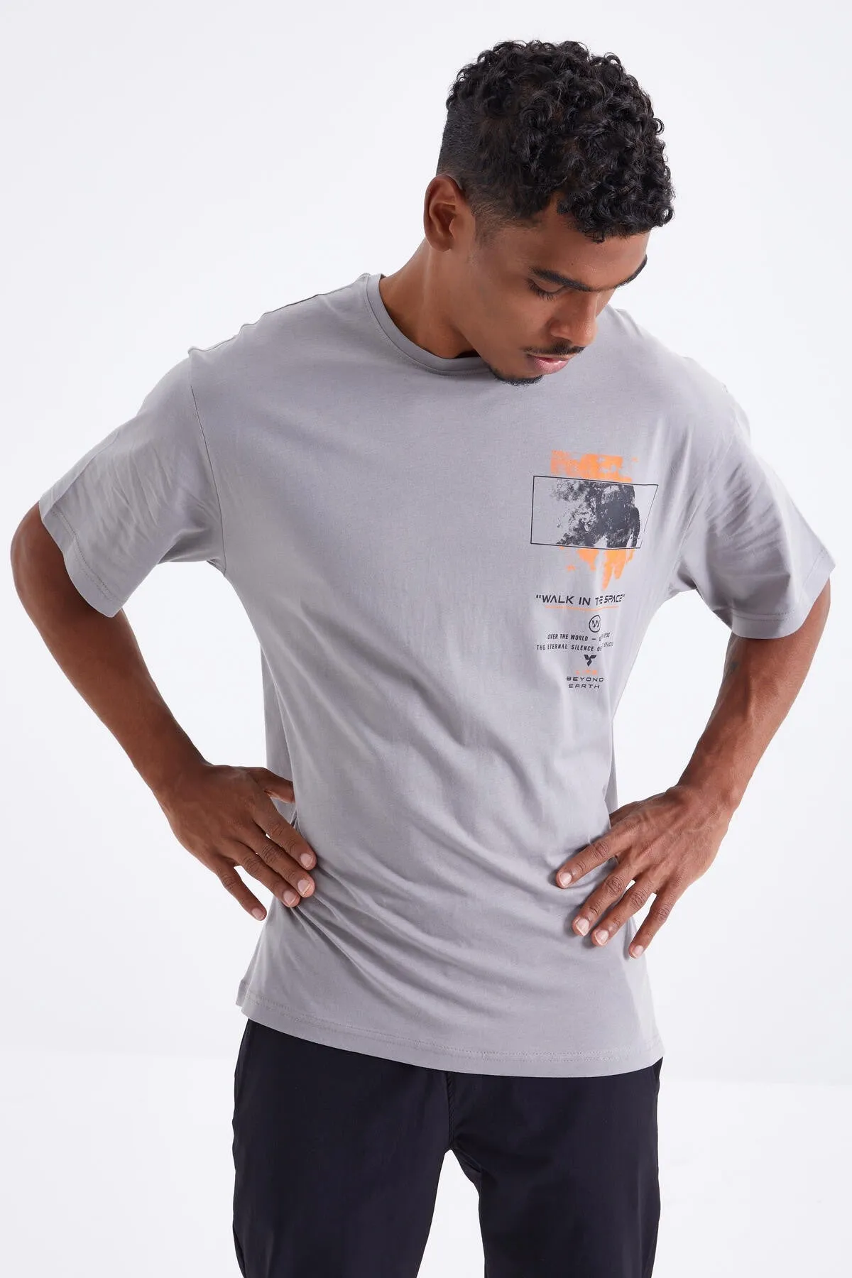 baski detayli o yaka erkek oversize t-shirt - 88099