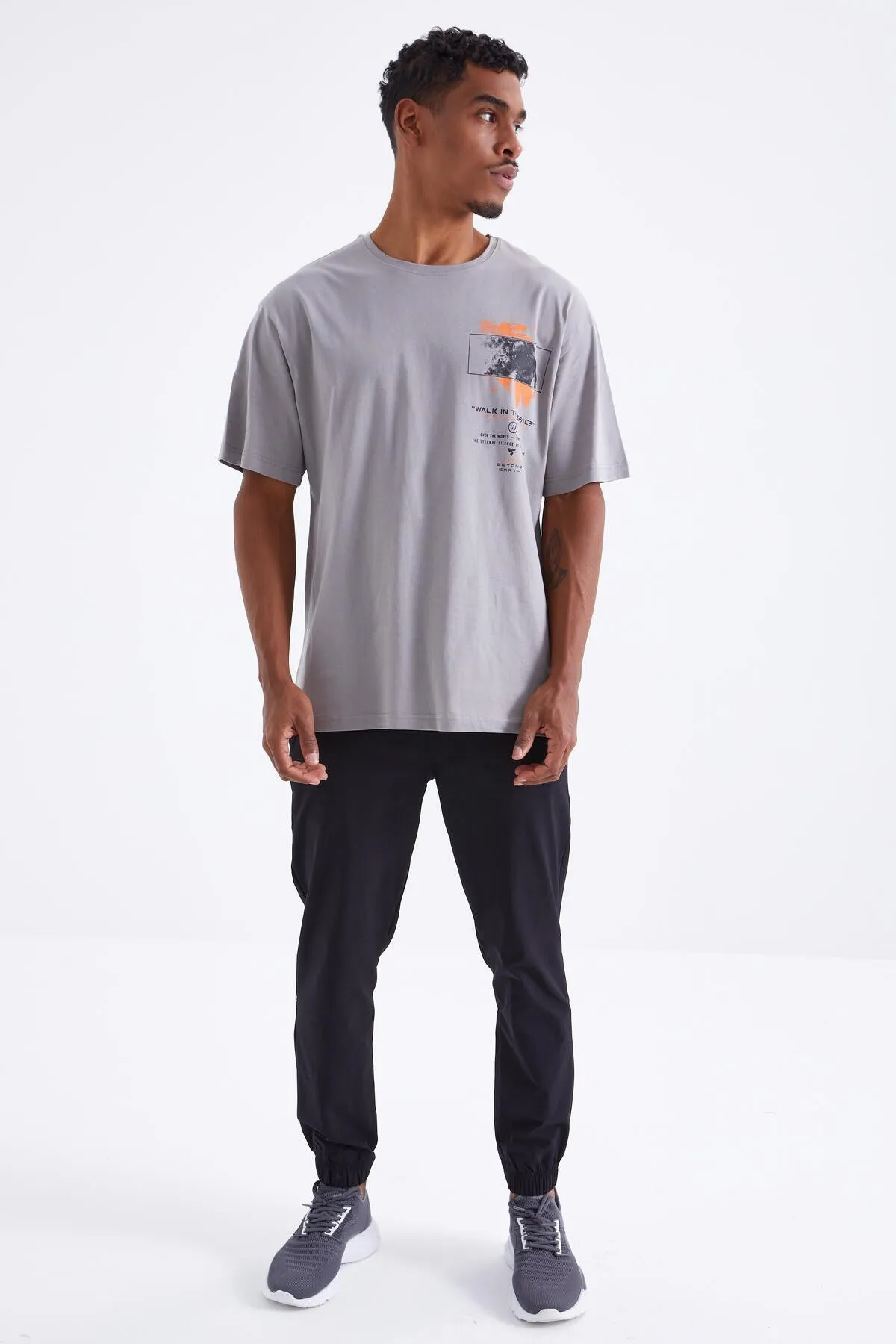 baski detayli o yaka erkek oversize t-shirt - 88099