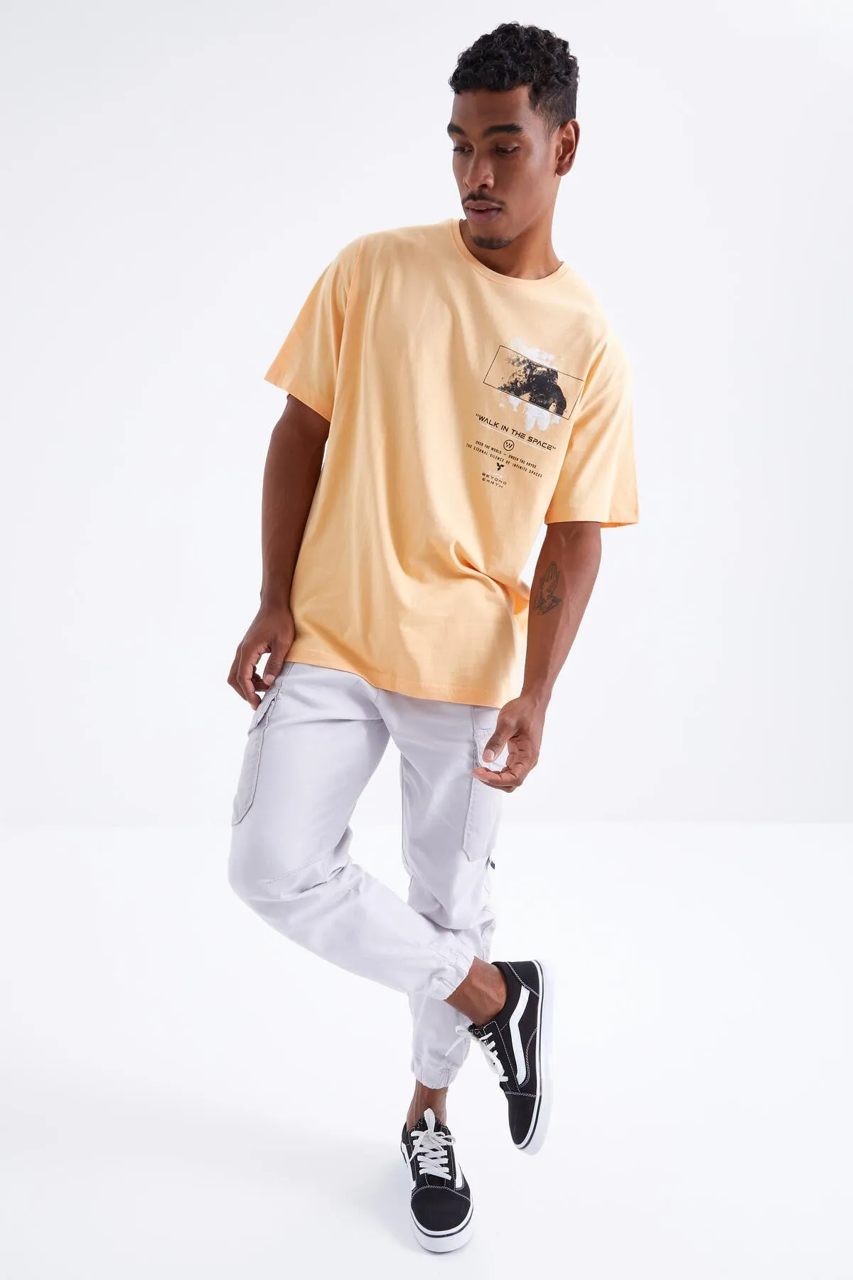 baski detayli o yaka erkek oversize t-shirt - 88099