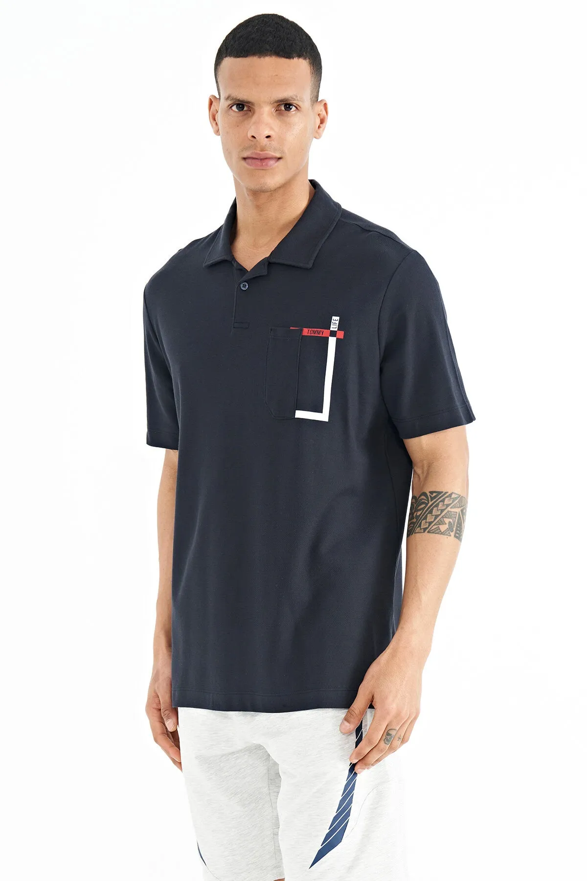 cep detayli baskili standart kalip polo yaka erkek t-shirt - 88241