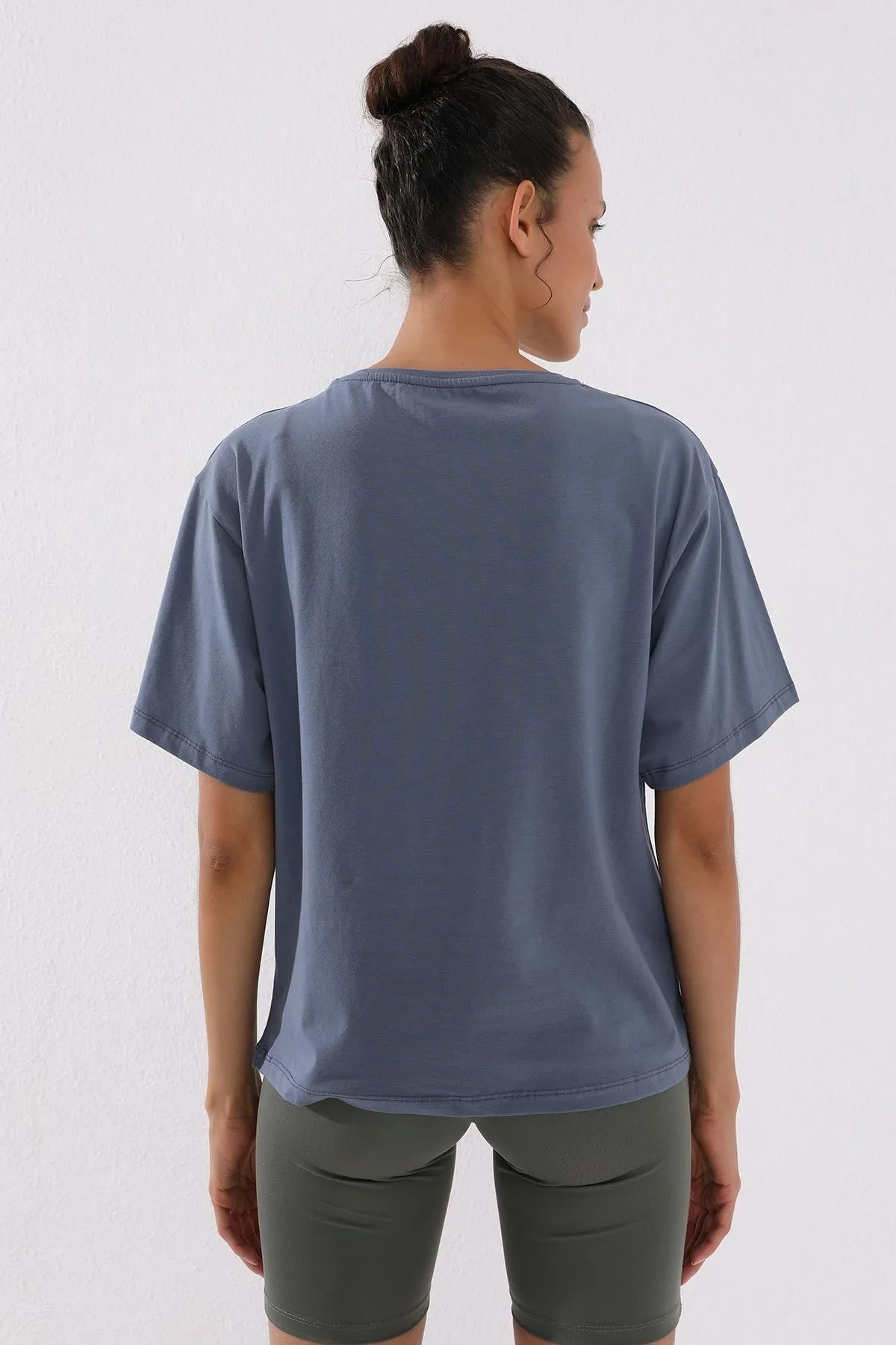 deforme yazi baskili o yaka oversize kadin t-shirt - 97139