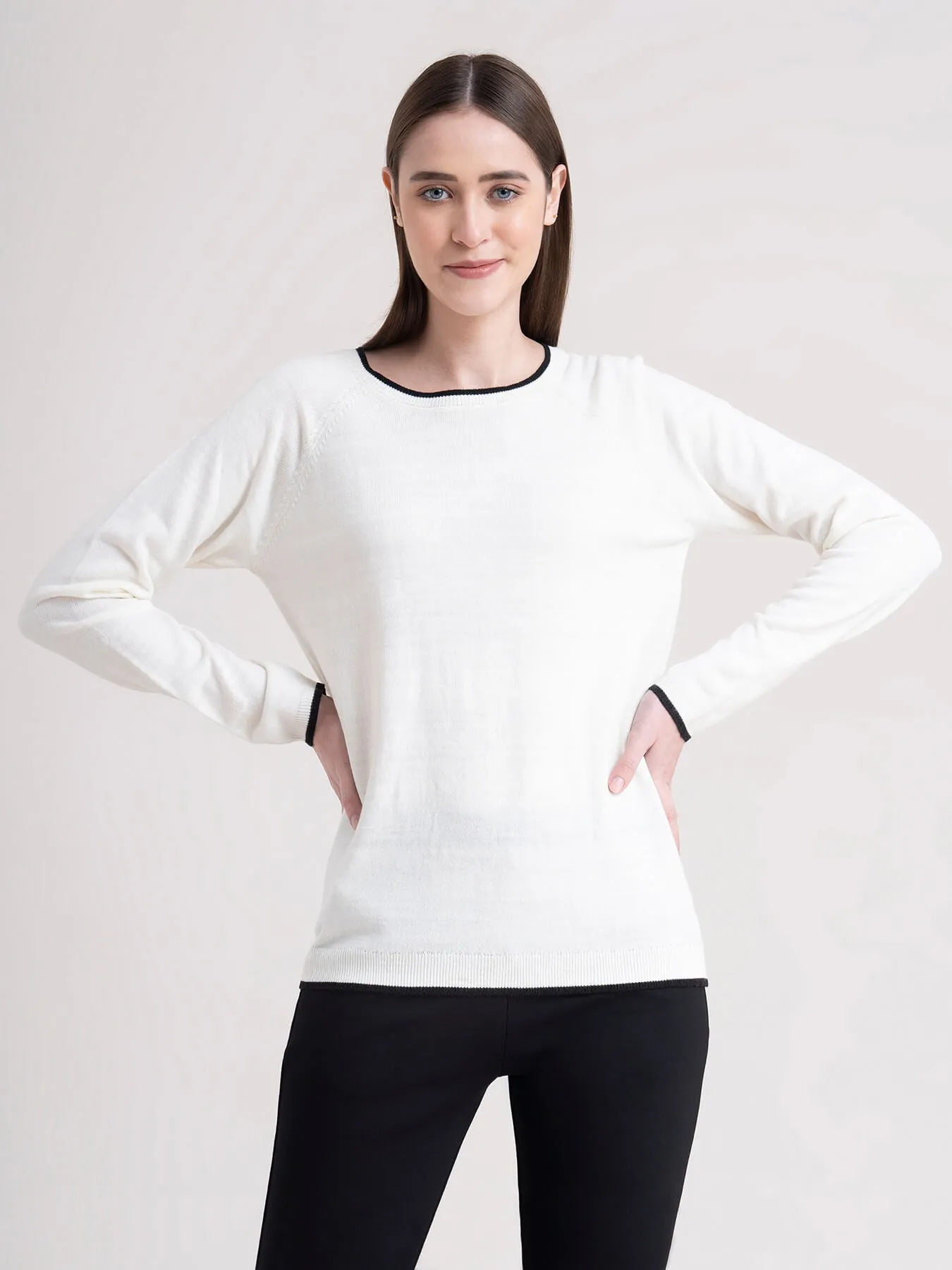 Raglan Sleeve Colour Block Sweater - White And Black